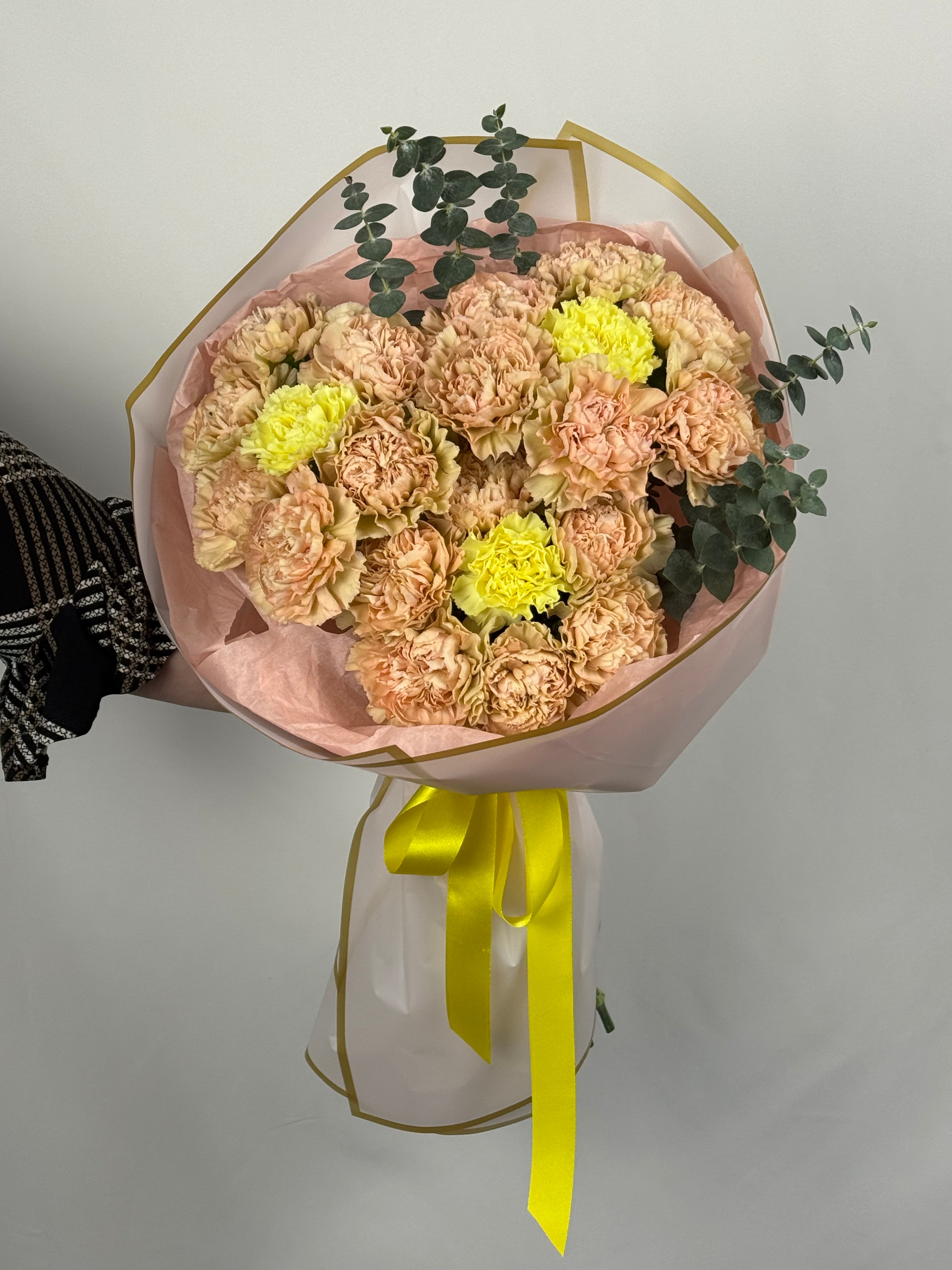 Sunny Peach Bouquet