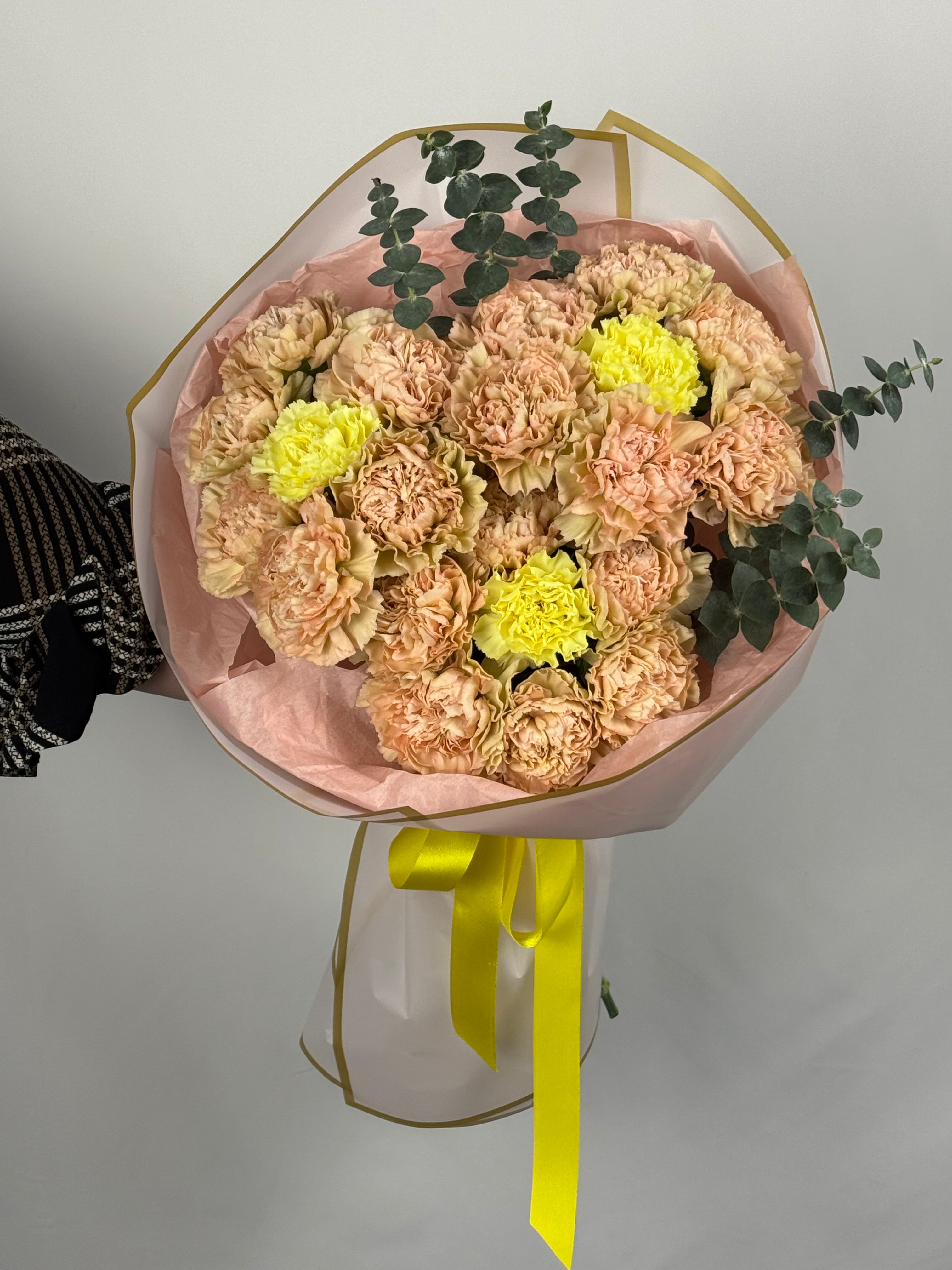 Sunny Peach Bouquet